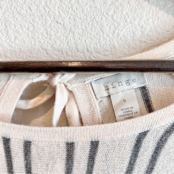 Hinge Striped Sweater Small Long Sleeve Tie Back Cream Gray Knit Preppy Boho - Picture 3 of 9